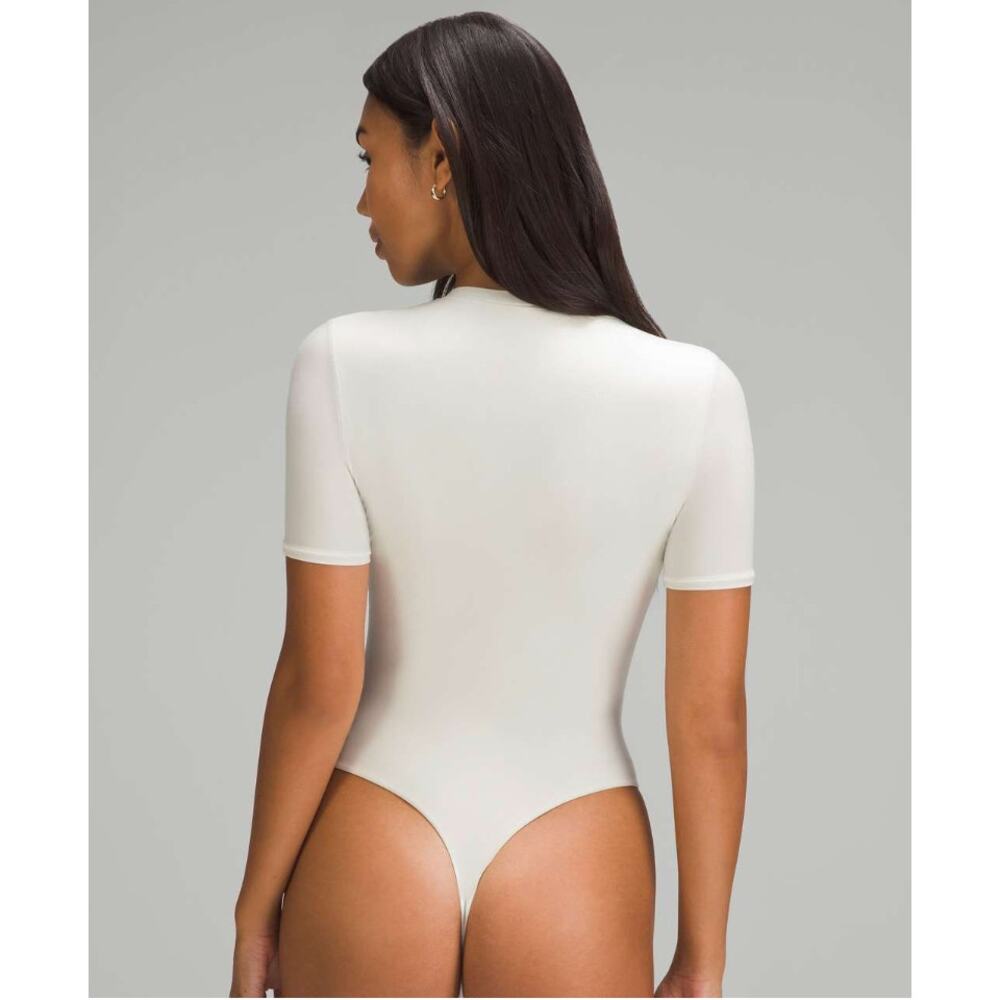 Lululemon Wundermost Ultra-Soft Nulu Short-Sleeve Crew Bodysuit, Size M (NWT) - Picture 2 of 8